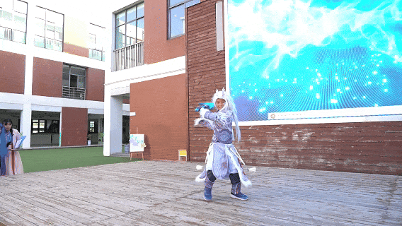4月18日(1).gif