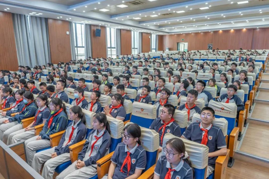 三十九中读书节照片-7_副本.jpg