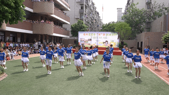 4月30日.gif