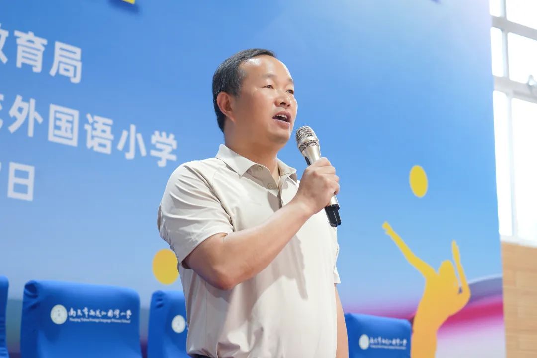 C1630.MP4.10_16_56_00.Still001_副本.jpg