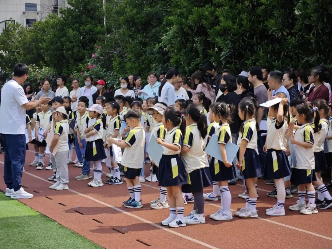 8220A8BD2248222B810013B1401CADAC.jpg