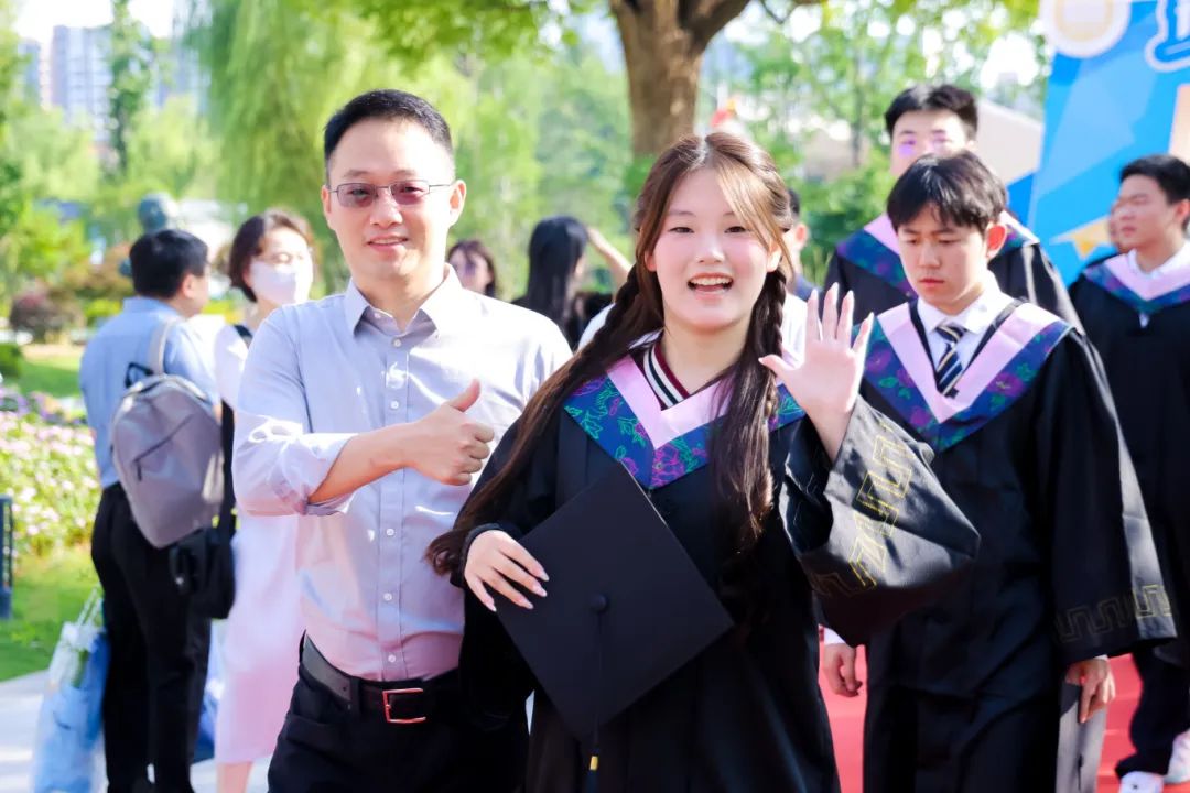 59a73804dadfcda52693147a6feef88.jpg