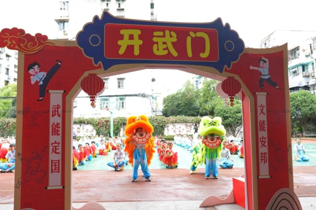 C0189(1).MP4.08_07_40_01.Still001.jpg