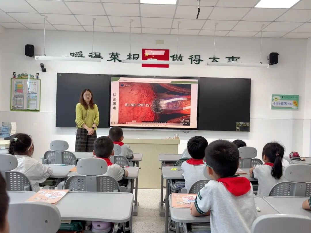 三5班赵华婷_1.jpg