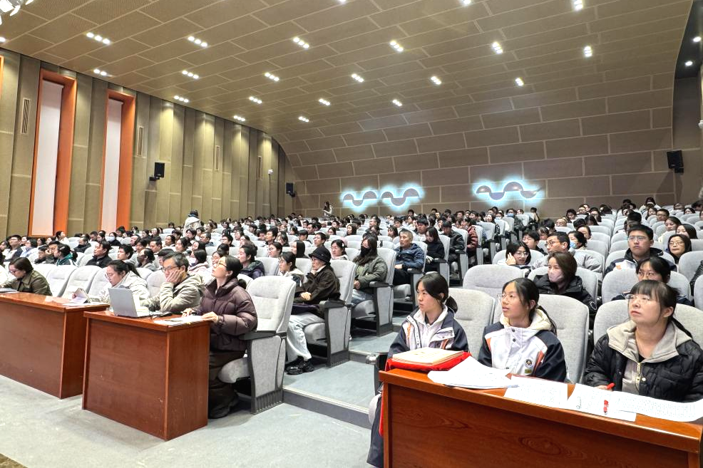 【科中•科爱亲职】稳进笃行，共启新程——南京市科利华中学铁北分校初三家长会圆满举行