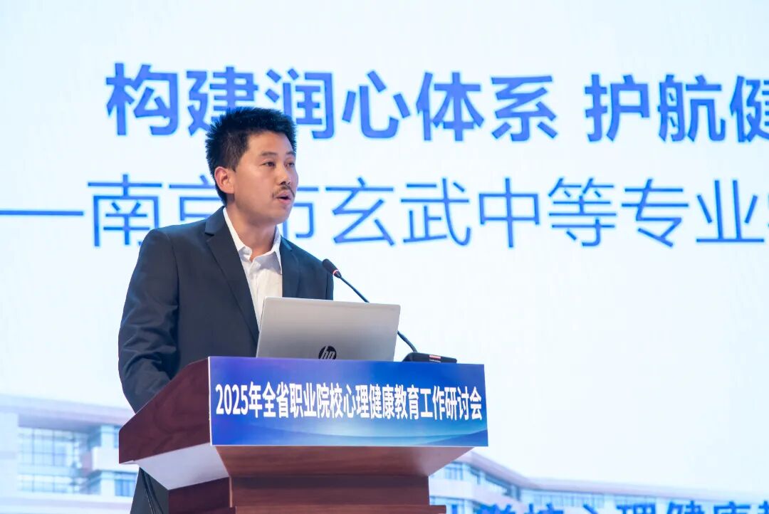 undefined 7Z2A8886.jpg