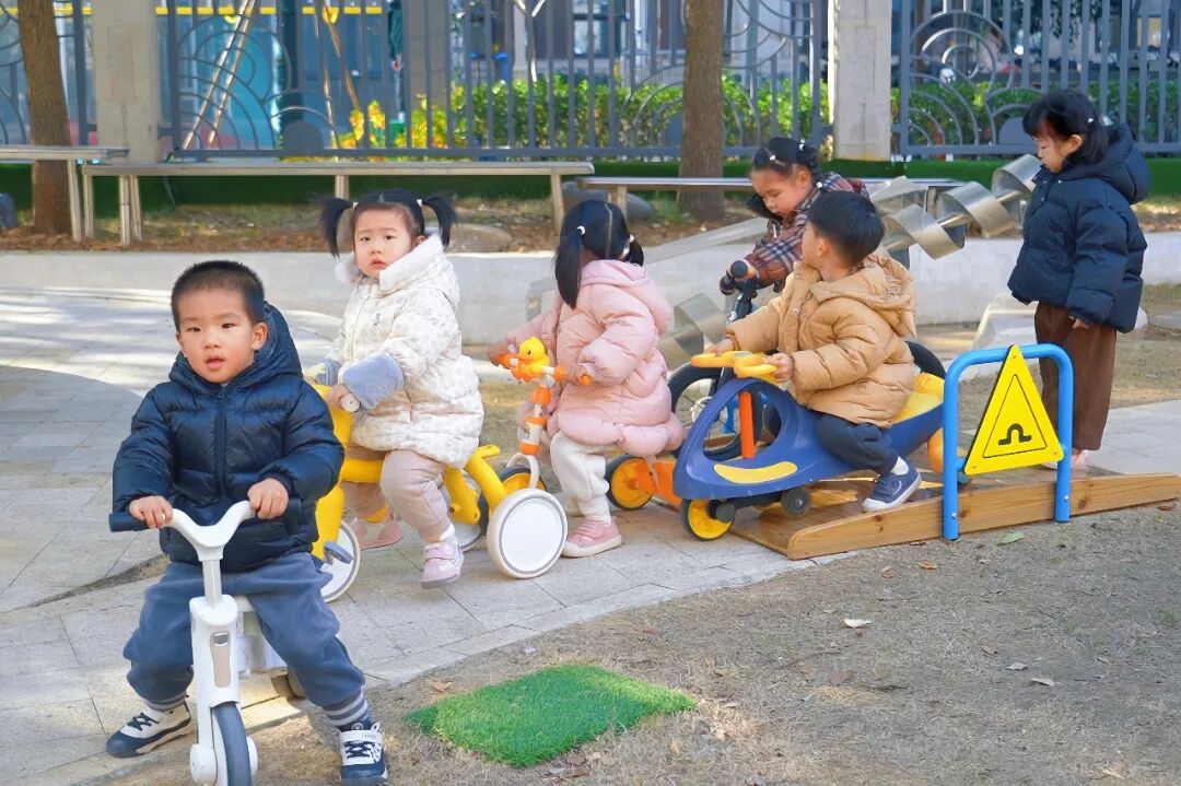 参观4.jpg
