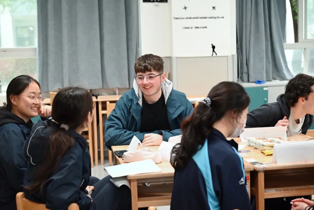 2-高尔中学学生与牛剑班学生座谈-2.jpg