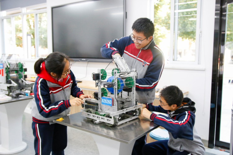 耕耘·我们的教育答卷 ——雨花台区学校特色与品牌系列报道2