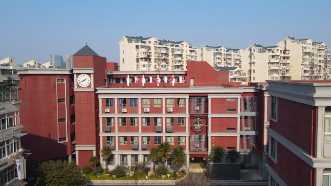 百日誓师扬帆起 青春奋斗正当时——滨江中学举行2023届中考百日誓师大会