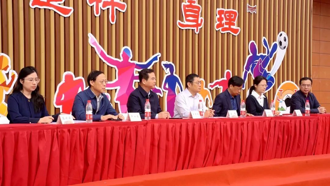 南京市建邺高级中学荣获南京市2022-2023学年度“突出贡献奖”