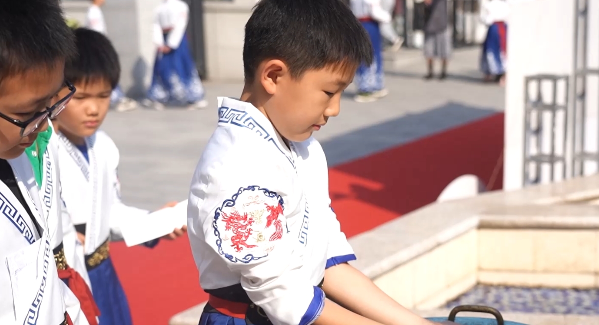 南京晓庄学院弘景实验小学成功举行2020级十岁成长仪式