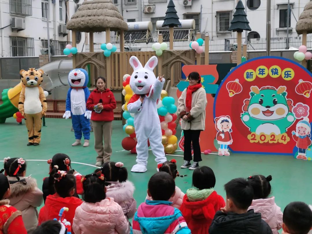 【龙行龘龘,“庙”不可言】新年逛庙会,萌娃送福来