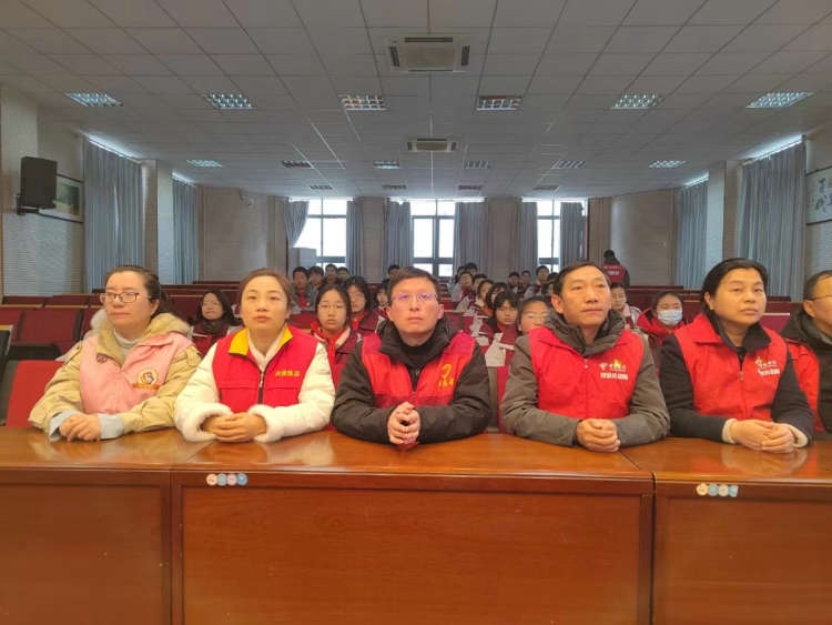  科普进校园 赋能向未来