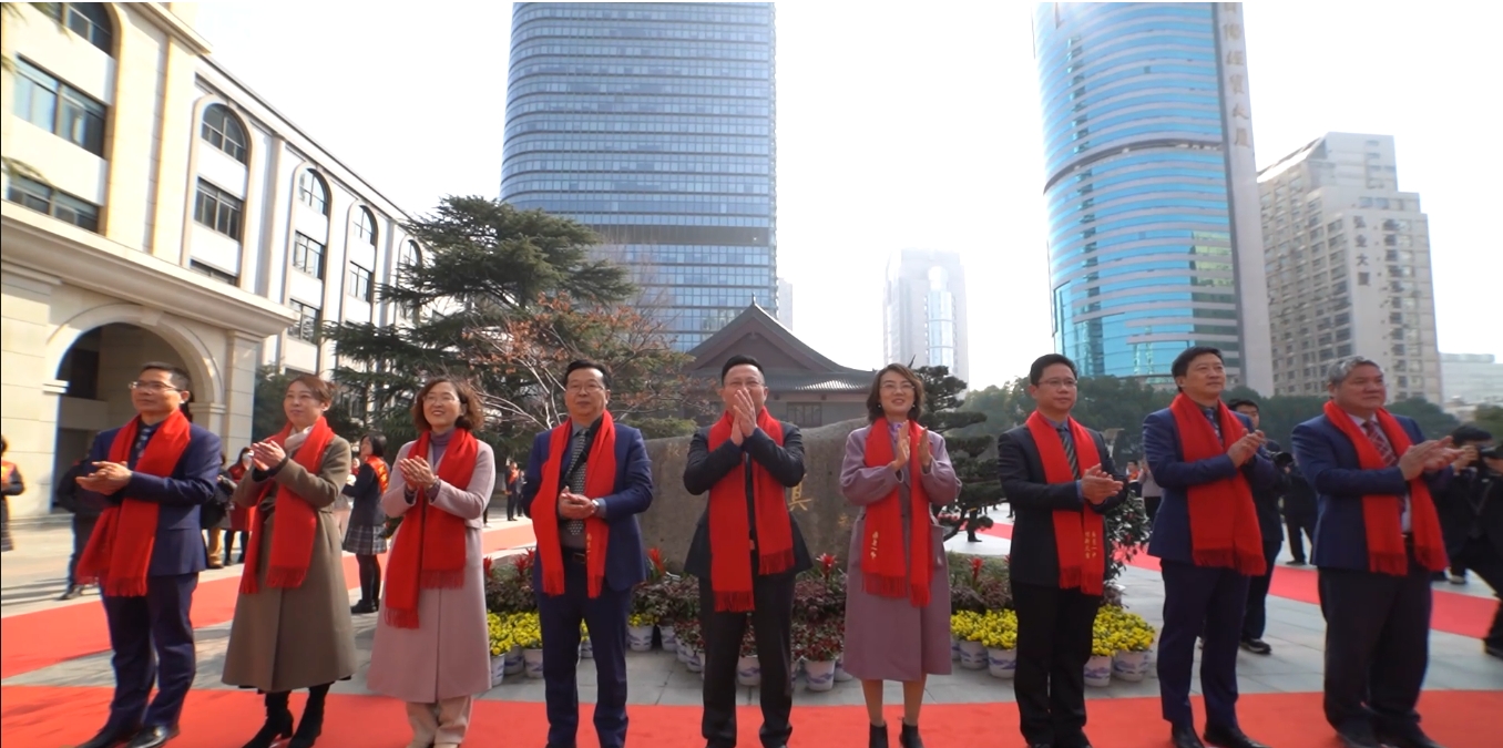 南京市第一中学:高三成人仪式暨誓师大会