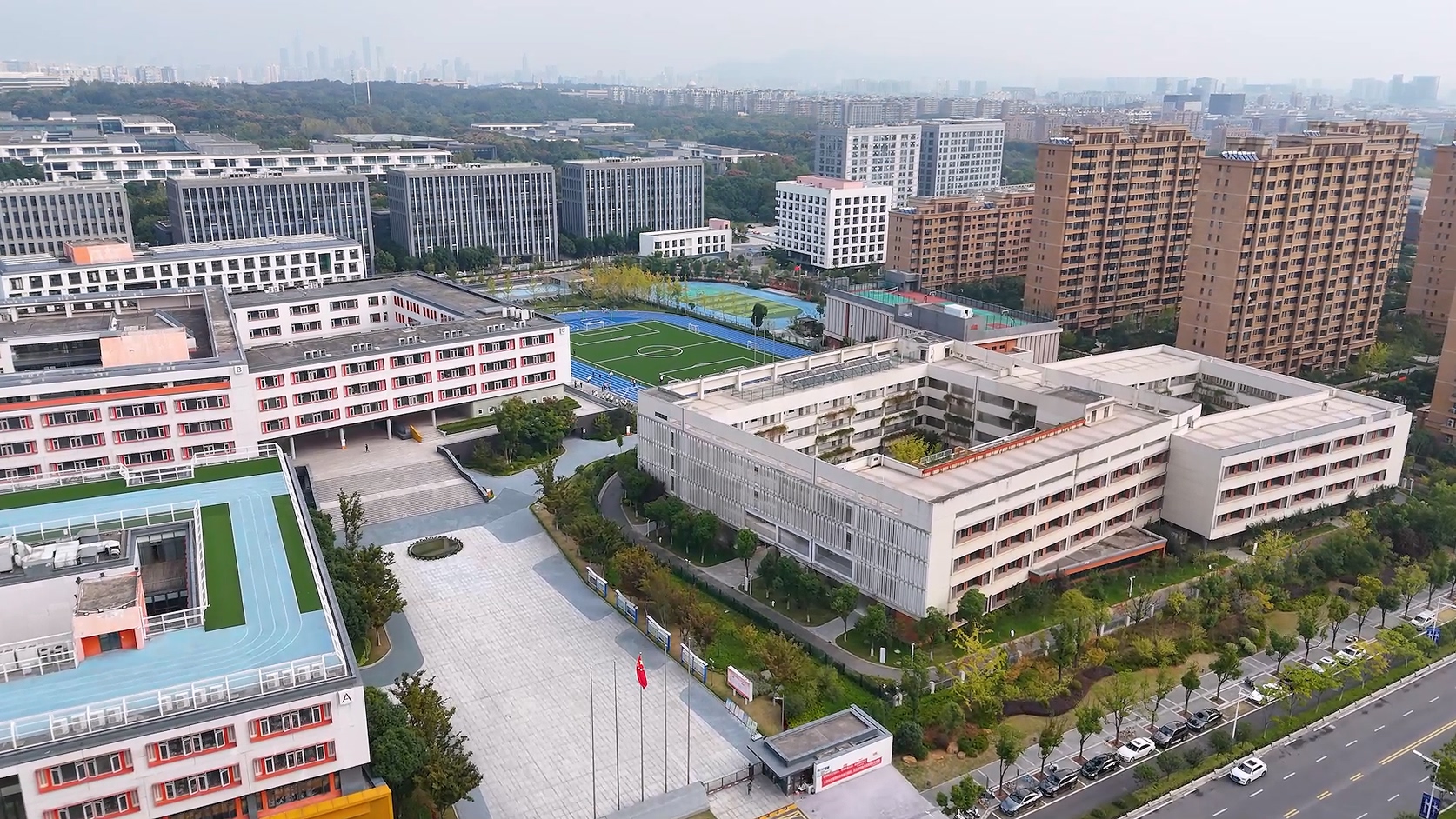 南京外国语学校雨花国际学校举行第五届外语节闭幕式汇演