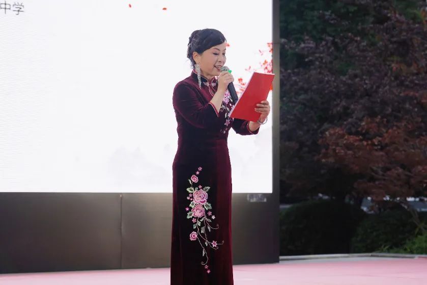 传承越剧经典 弘扬戏曲文化——南京艺术基金2024年度传播交流资助项目《戏曲进校园》走进南京市第二十九中学致远初级中学