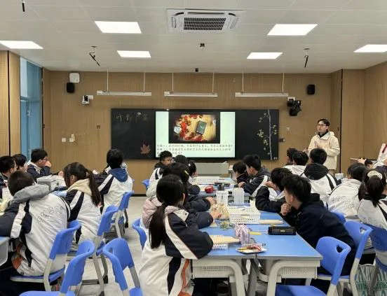 【红藤•教科研】劳动+融合 “新三学”双师课堂研究——玄武区中学劳动教研活动在南京市科利华中学铁北分校举行