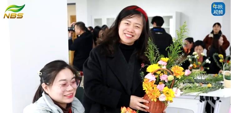 20250317《牛咔视频》南京晓庄学院举办庆祝“三八妇女节”插花与茶艺体验活动