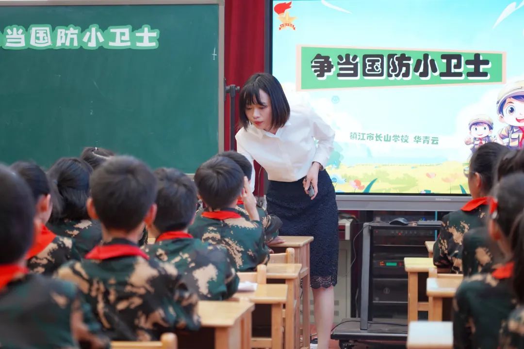 江苏省中小学国家安全教育辅导员专题培训暨少年军校工作交流活动在南京市雨花台区实验小学成功举办