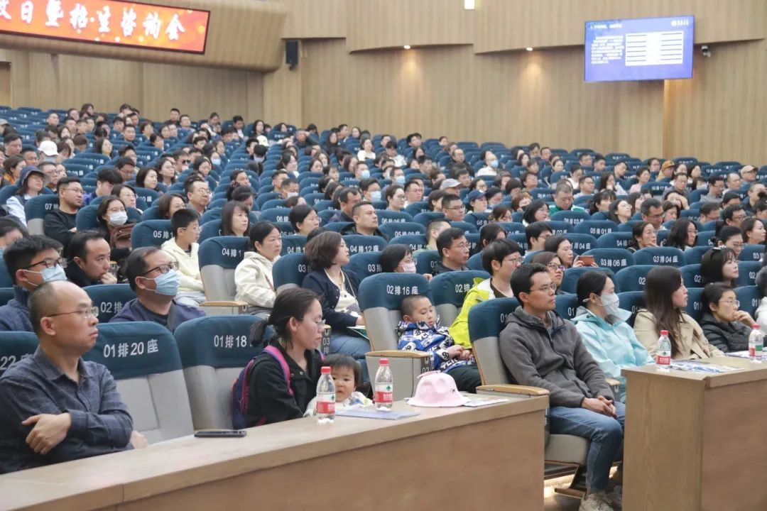 【河西•高中】近千人参与!这场校园开放日信息量大!