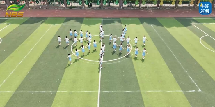 20250525《牛咔视频》南京市鑫园小学集体舞:《飞舞的蓝印花》