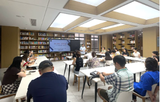 【科中•科爱亲职】同心同行 共育共赢——南京市科利华中学铁北分校初一年级家委会第一次全体会议圆满举行