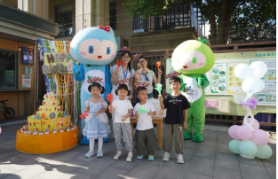 南京市银龙景苑幼儿园举办九周年办园成果展示活动