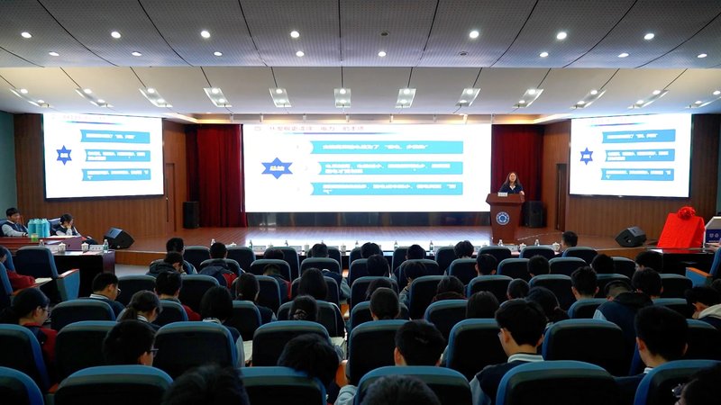 南京邮电大学—南京市雨花台中学合作办学签约暨'双高'课程启动仪式在雨花台区举办