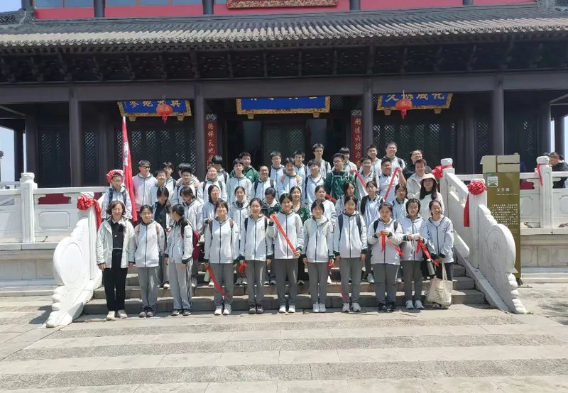 山水润心 书香启志——南师附中高淳学校初三年级举行励志研学活动