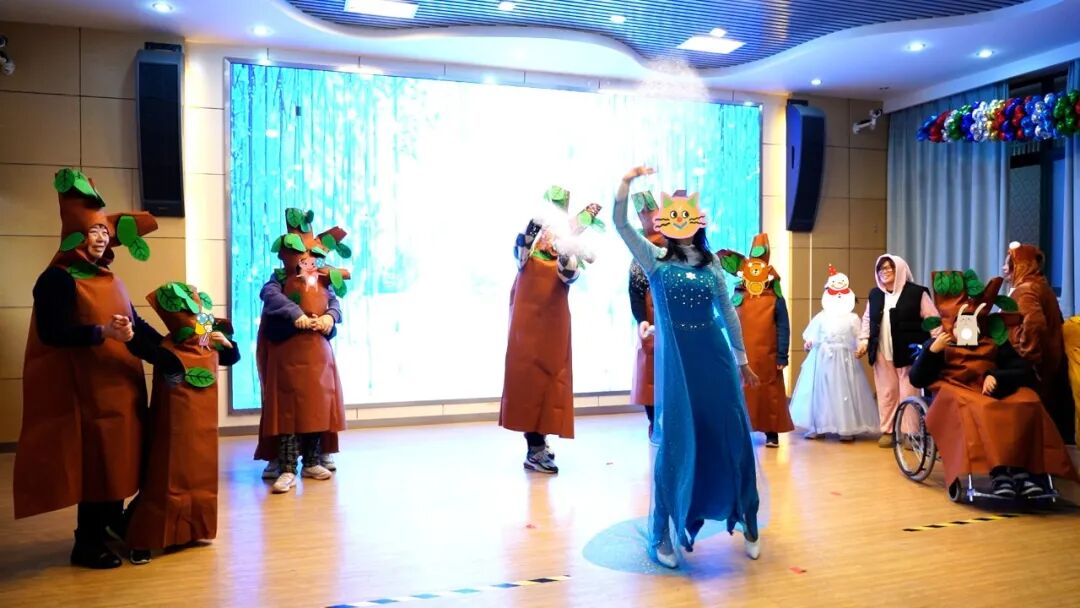 特校学生表演.jpg