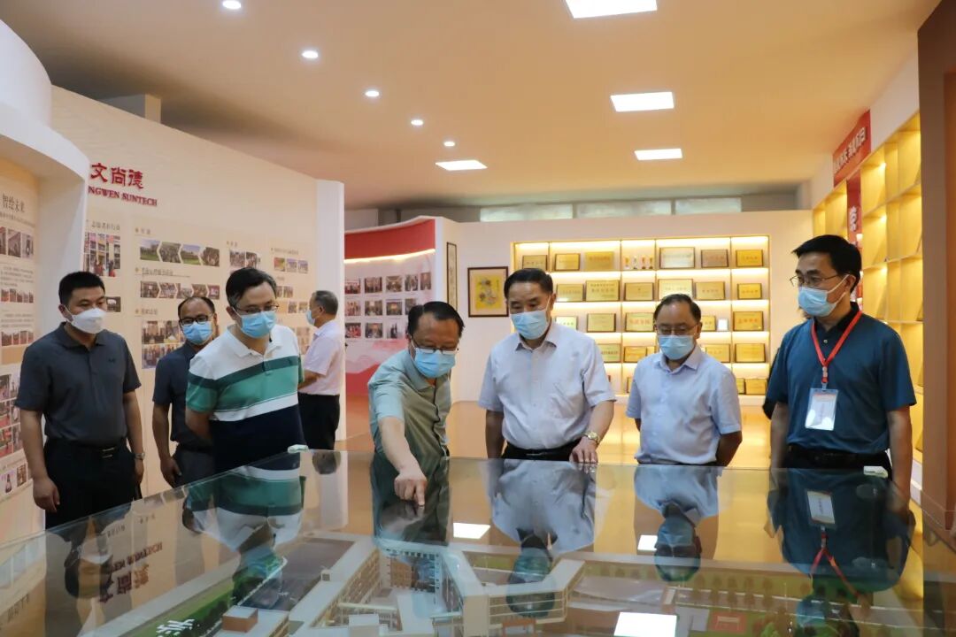 1c16b457cc9eda17819c15c6f37077a.jpg