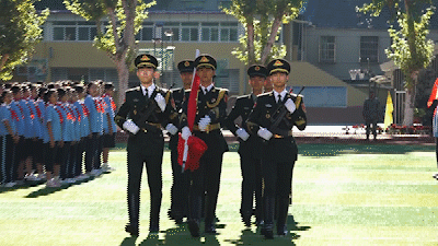 02.gif