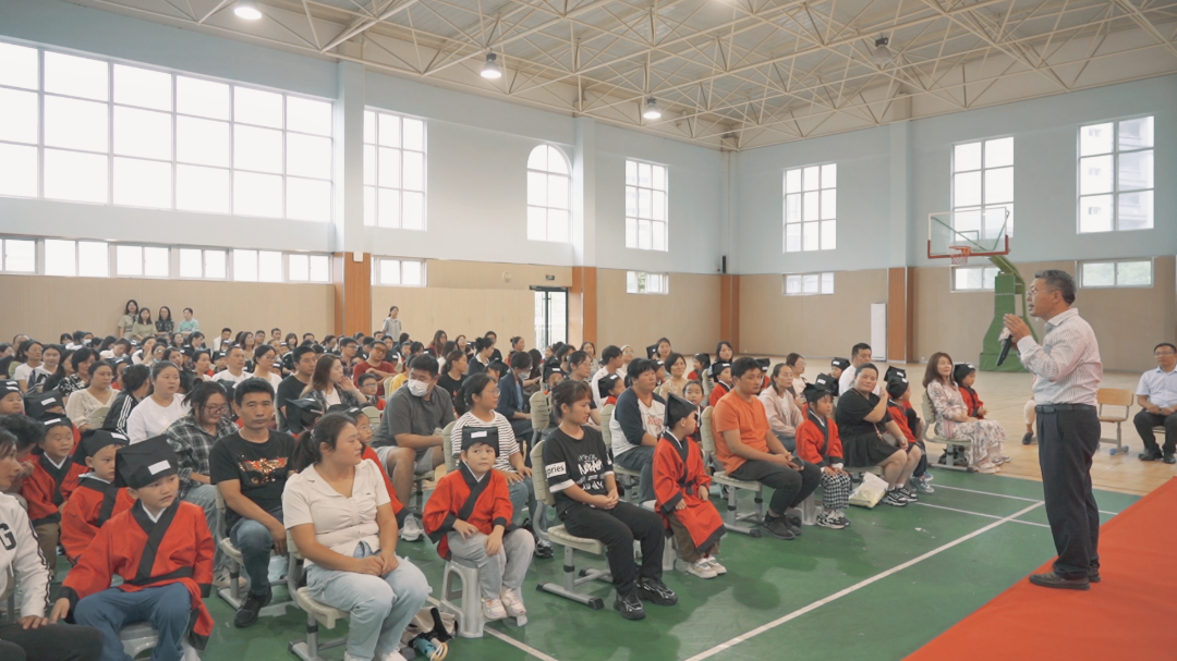 C0114.MP4.05_01_33_29.Still001.png