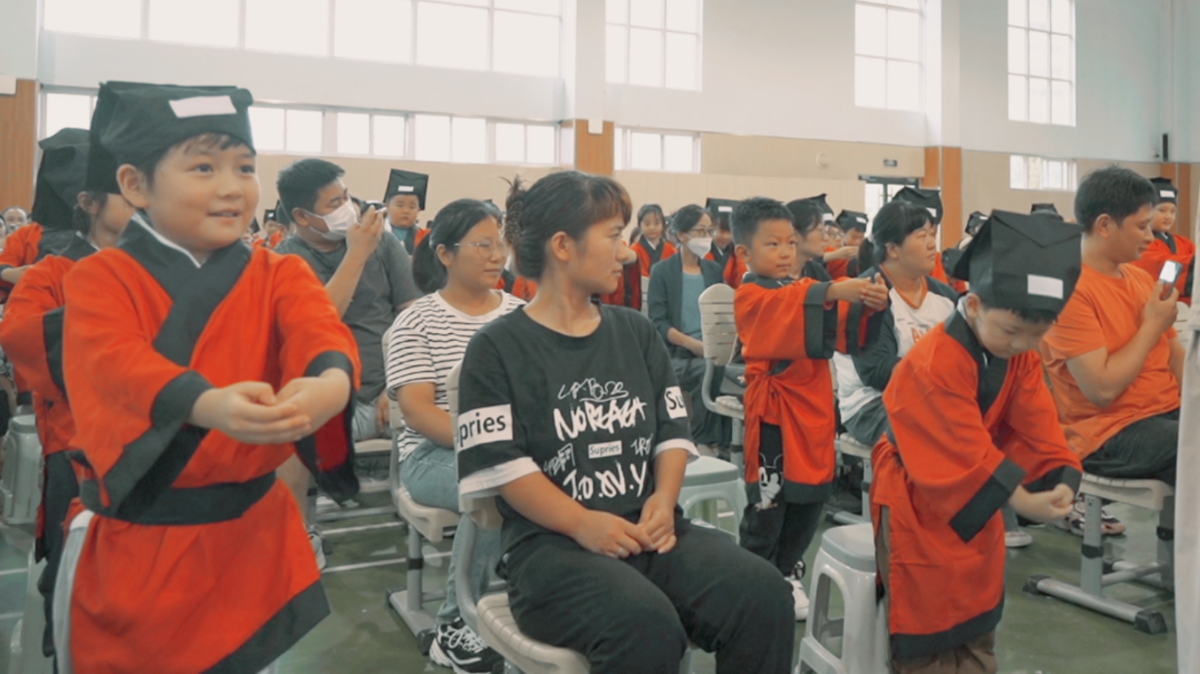 C0121.MP4.05_03_11_12.Still002.png