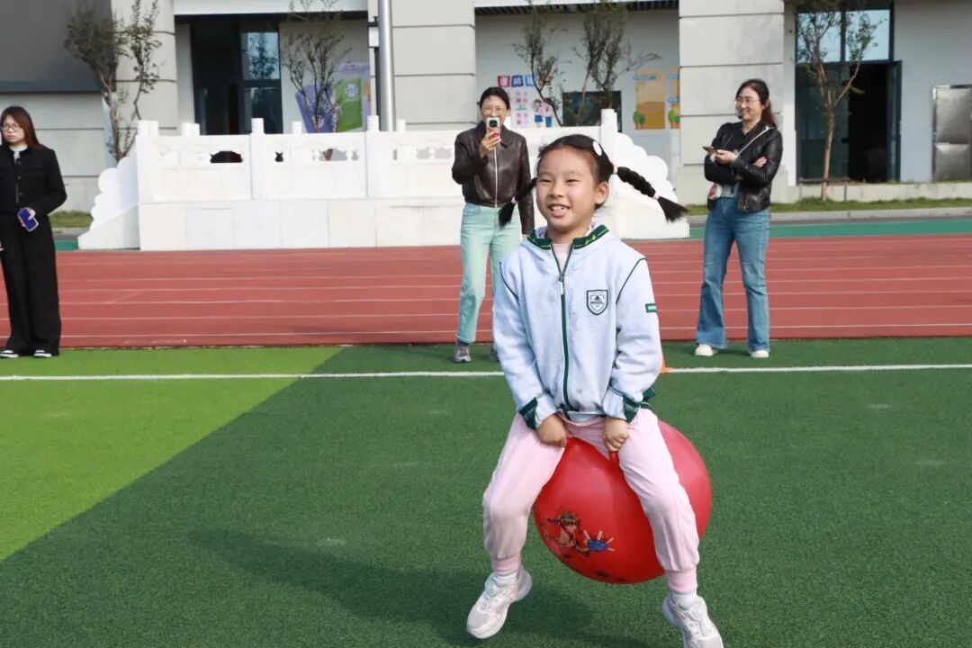 https://jtxww2.oss-cn-hangzhou.aliyuncs.com/uploads/2026/10/02/1790973000896_8a64816af82729d8.jpg