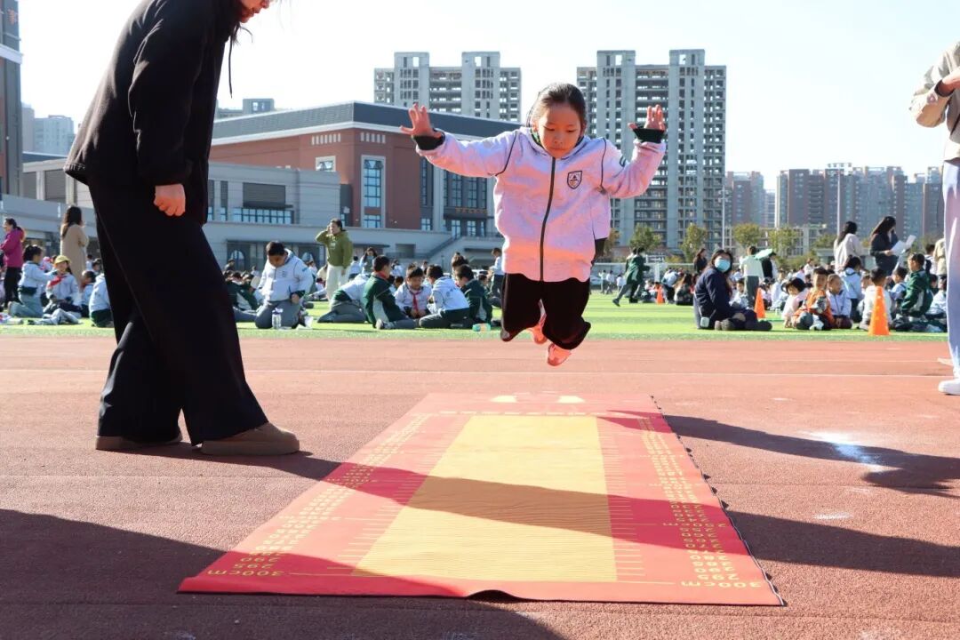 https://jtxww2.oss-cn-hangzhou.aliyuncs.com/uploads/2026/10/02/1790973001702_fe799b0bfbc1d3cc.jpg